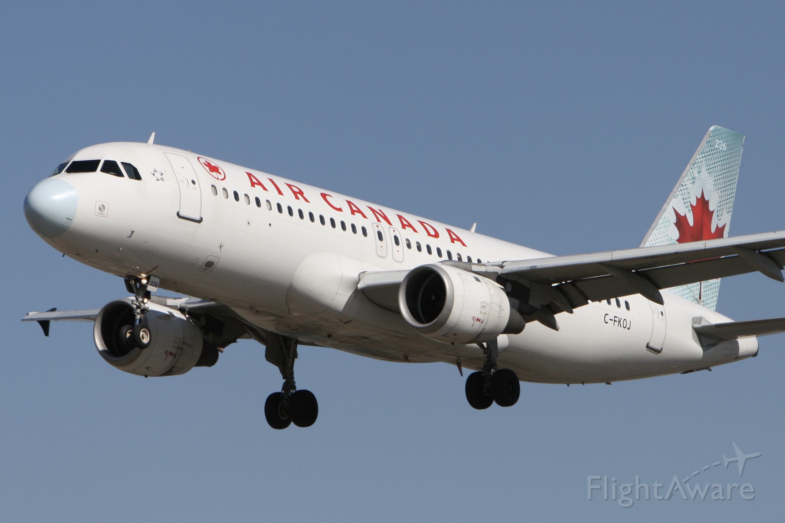 Airbus A320 (C-FKOJ) - March 13, 2009 - approached Toronto 