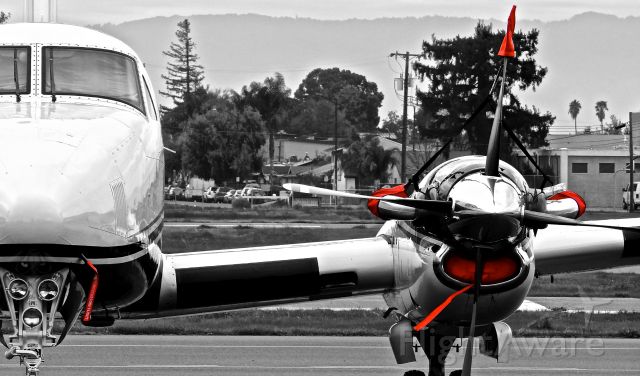 Beechcraft Super King Air 200 (N224DK)