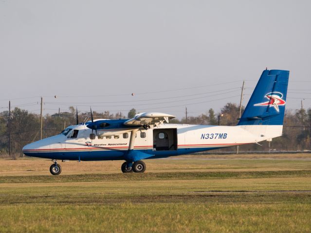 De Havilland Canada Twin Otter (N337MB) - Skydive Spaceland DHC6 taxiing back to hangar after dropping skydivers