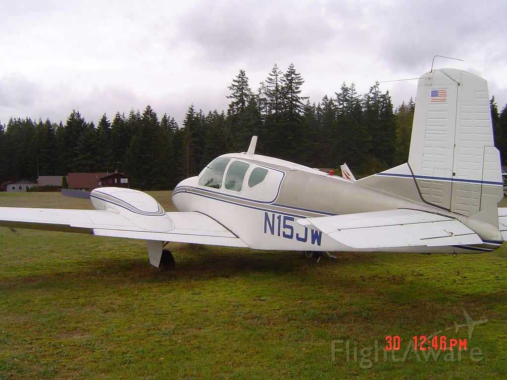 Beechcraft Travel Air (N15JW)