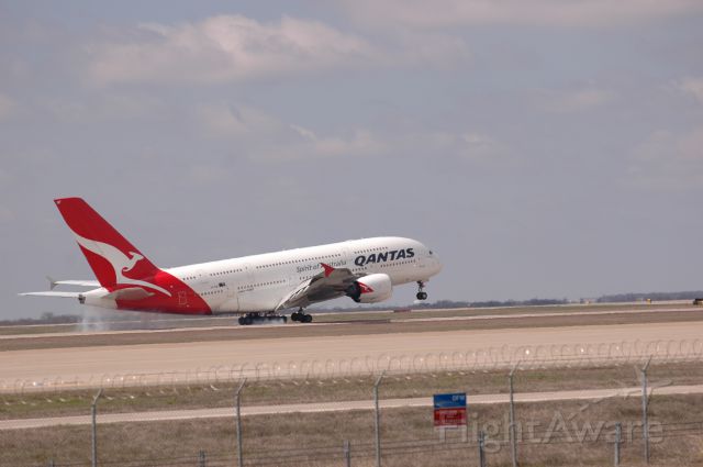 Airbus A380-800 (VH-OQF) - Landing at DFW.