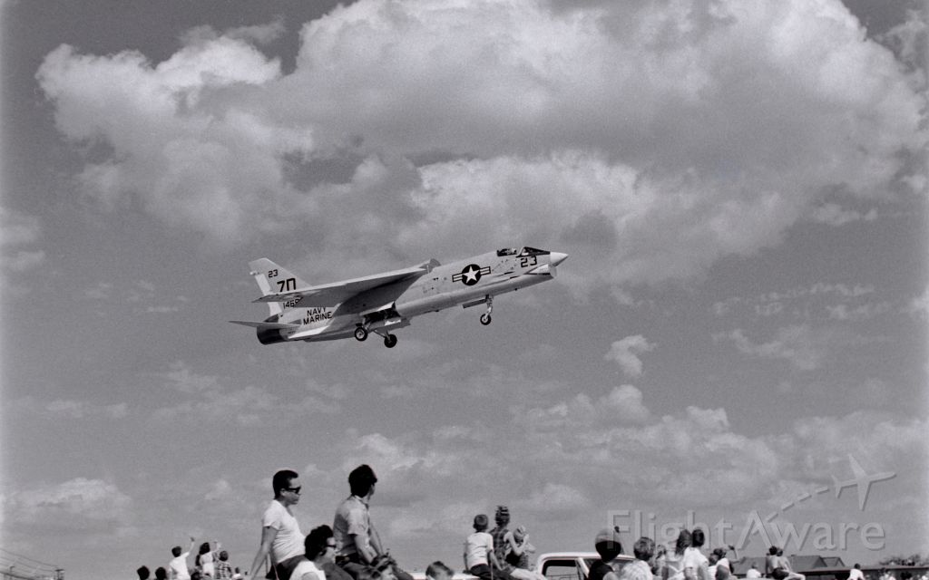 — — - A Vought F-8C Crusader lands at NAS Dallas after an airshow performance in 1966.