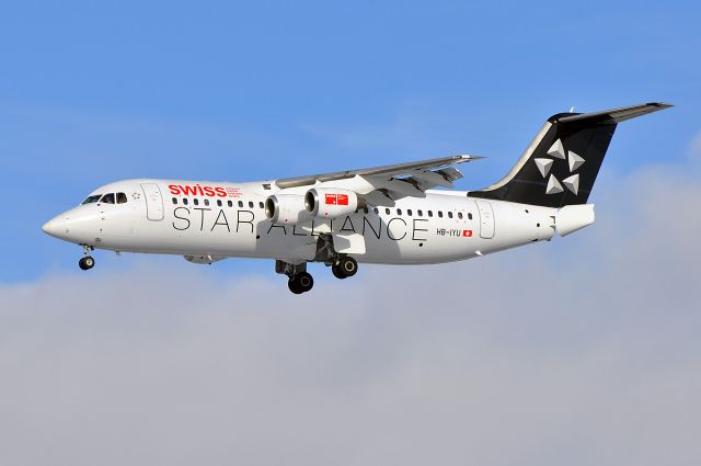 Avro RJ-100 Avroliner (HB-IYU) - Avro RJ100 Swiss International Air Lines / Star Alliance (Nov 2008)