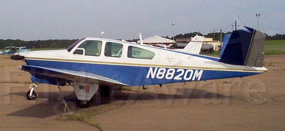 Beechcraft 35 Bonanza (N8820M)