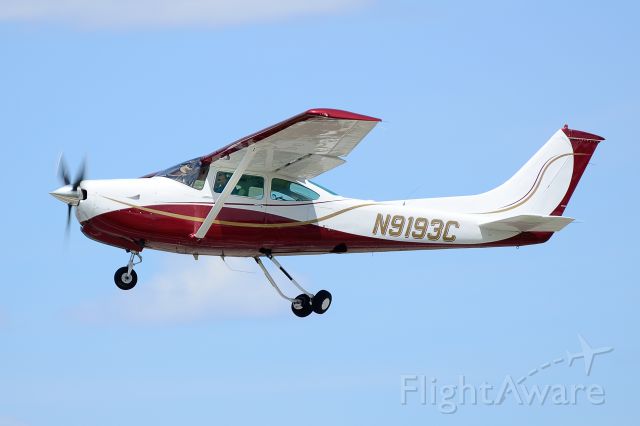 Cessna Cutlass RG (N9193C) - Departing Runway 26