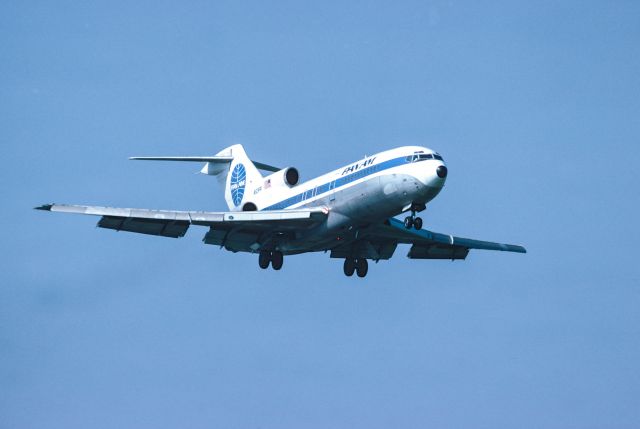 Boeing 727-100 (N329PA)