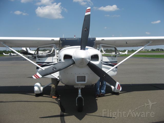 Cessna Skylane (N2365N)