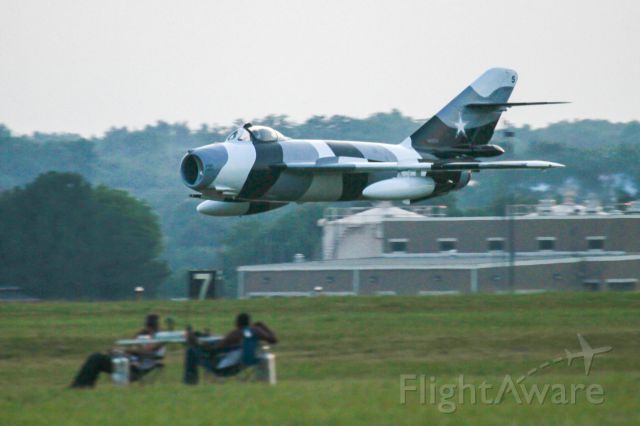 Experimental 100kts (N6953X) - MiG 17 low pass at Prairie Air Show 2011