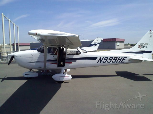 Cessna Skyhawk (N999HE)