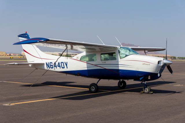 Cessna T210 Turbo Centurion (N6440Y)