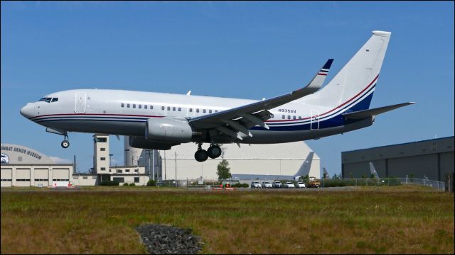 Boeing 737-700 (N835BA) - REDBARN282 a B737-7BC(WL) owned by Boeing on short final to Rwy 34L on 6.24.18. (ln 491 / cn 30572).