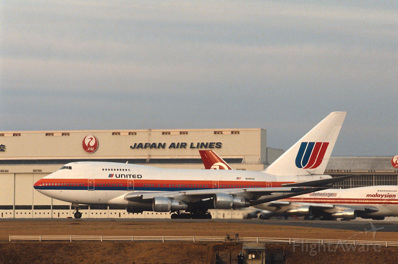BOEING 747SP (N140UA) - Departure at Narita Intl Airport Rwy34 on 1987/02/19