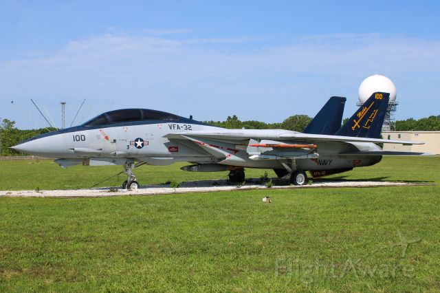 Grumman F-14 Tomcat (16-0401)