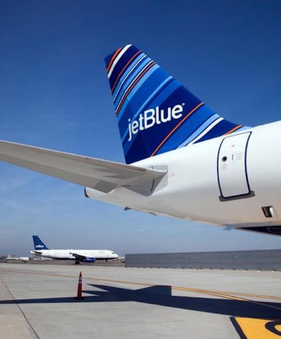 Airbus A320 (N531JL) - JetBlues newest tail.  Very nice.  Courtesy of JetBlue Jae based at KBOS.