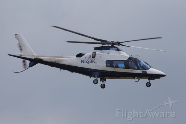 Piper Apache (N53BK)