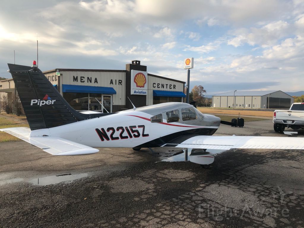 Piper Cherokee (N2215Z) - Picking up newly painted N2215Z, a 79 Piper Archer II after new paint and new annual.