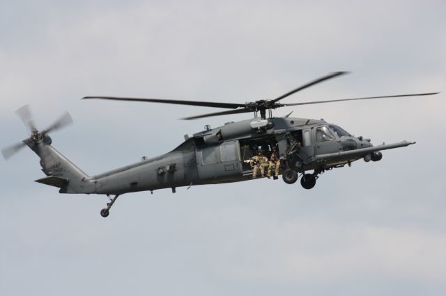 Sikorsky S-70 — - A Sikorsky HH-60G Pave Hawk from the 160th Rescue Wing NYANG performing a CSAR demo at the 2015 New York Airshow