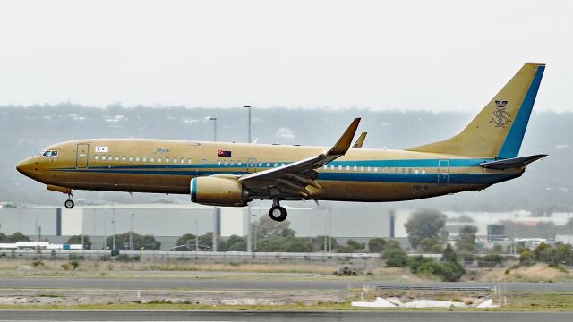 Boeing 737-800 (9M-III) - Boeing 737-8 Sultan of Johore 9M-III threshold R03 Perth Int'l 02 May 2017