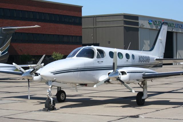 Cessna 340 (N3938G) - Excellent Cessna 340 available at Cuyahoga County Airport - T & G Flying Club