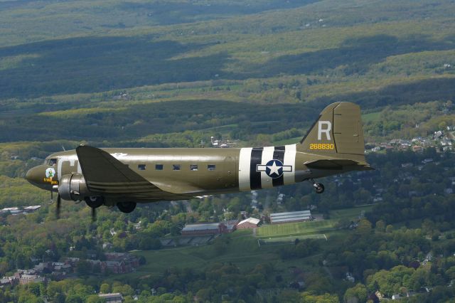 Douglas DC-3 (N45366) - Flying over Connecticut. May 2019