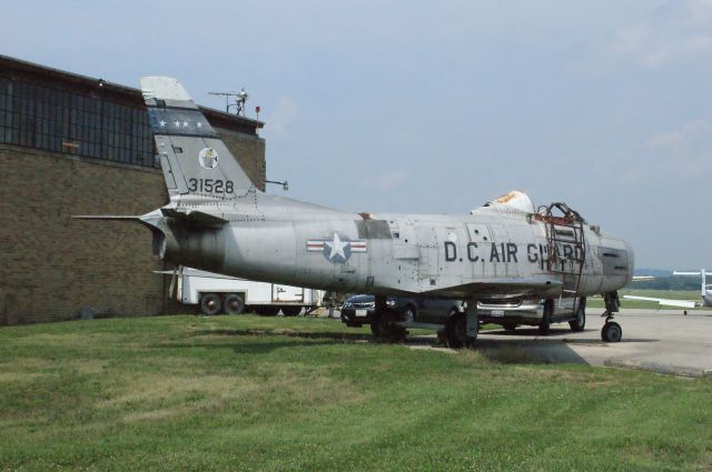 North American F-86 Sabre (53-1528)