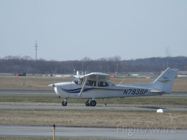 Cessna Skyhawk (N793SP)