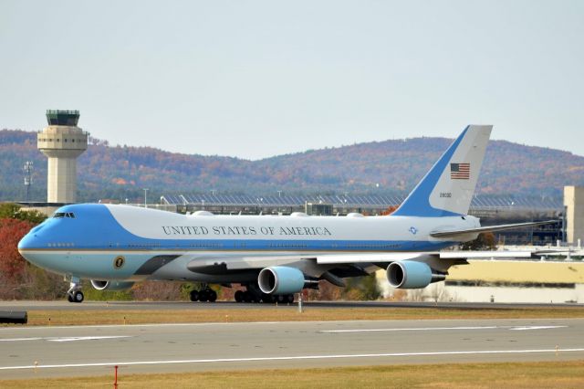 82-8000 — - Air Force 1 taxis by the Manchester tower next stop Bangor Maine for trumps rally 
