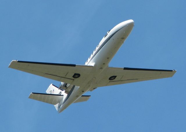 Cessna Citation II (N550TW) - Off of runway 23 at Shreveport Regional.