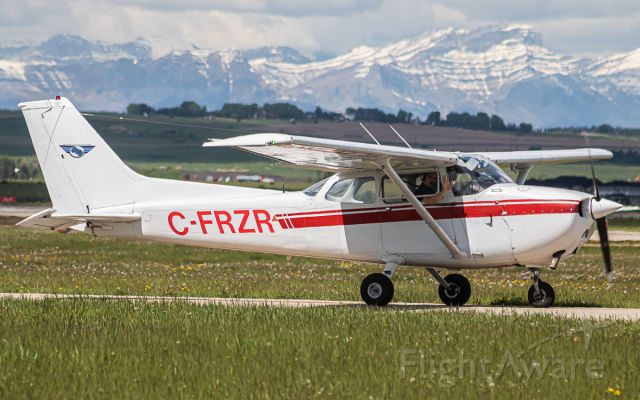 Cessna Skyhawk (C-FRZR)