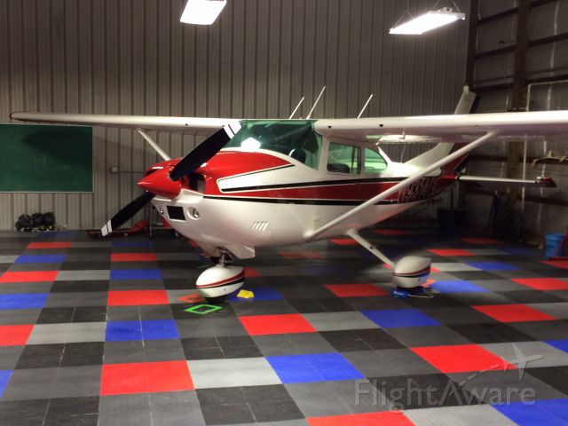 Cessna Skylane (N9314G)